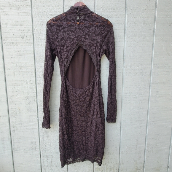 y2k Moda International Lace Open Back Sheer Turtlneck Midi Dress sz M Black LBD - Picture 10 of 13